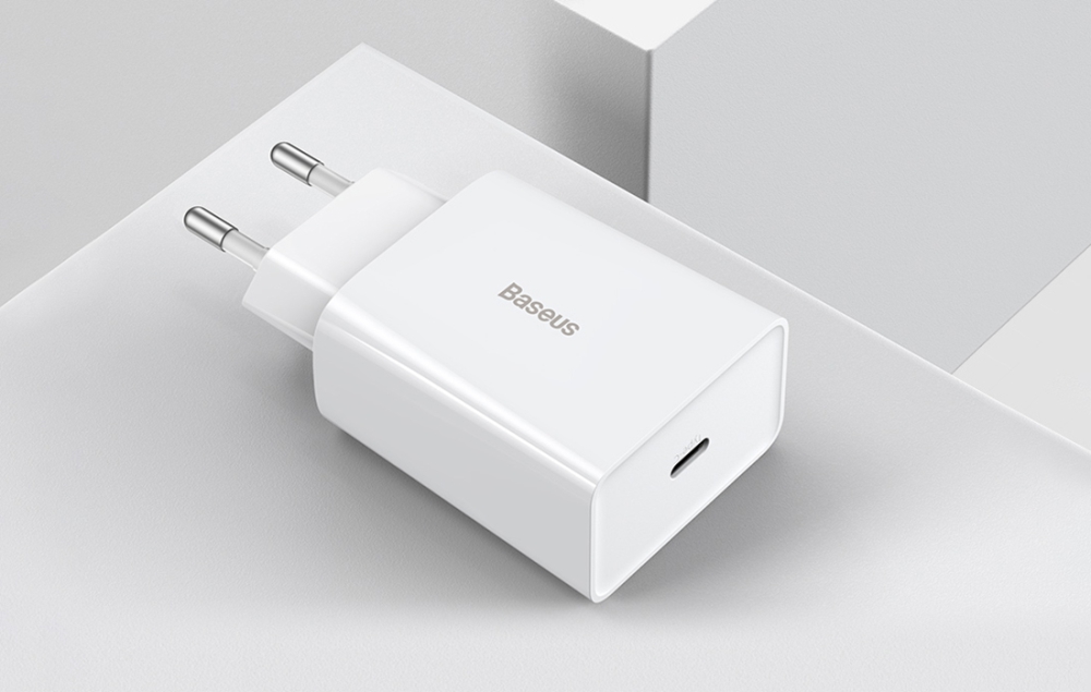 Baseus Speed Mini univerzális töltő, USB-C, Gyorstöltés, Teljesítmény 20 W, Fehér